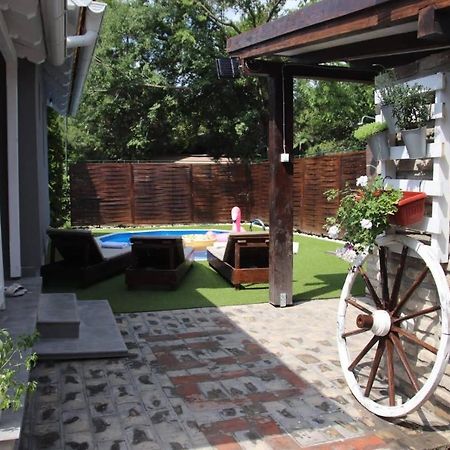 Palic Vila Masa Pr Emina Stipancevic エクステリア 写真