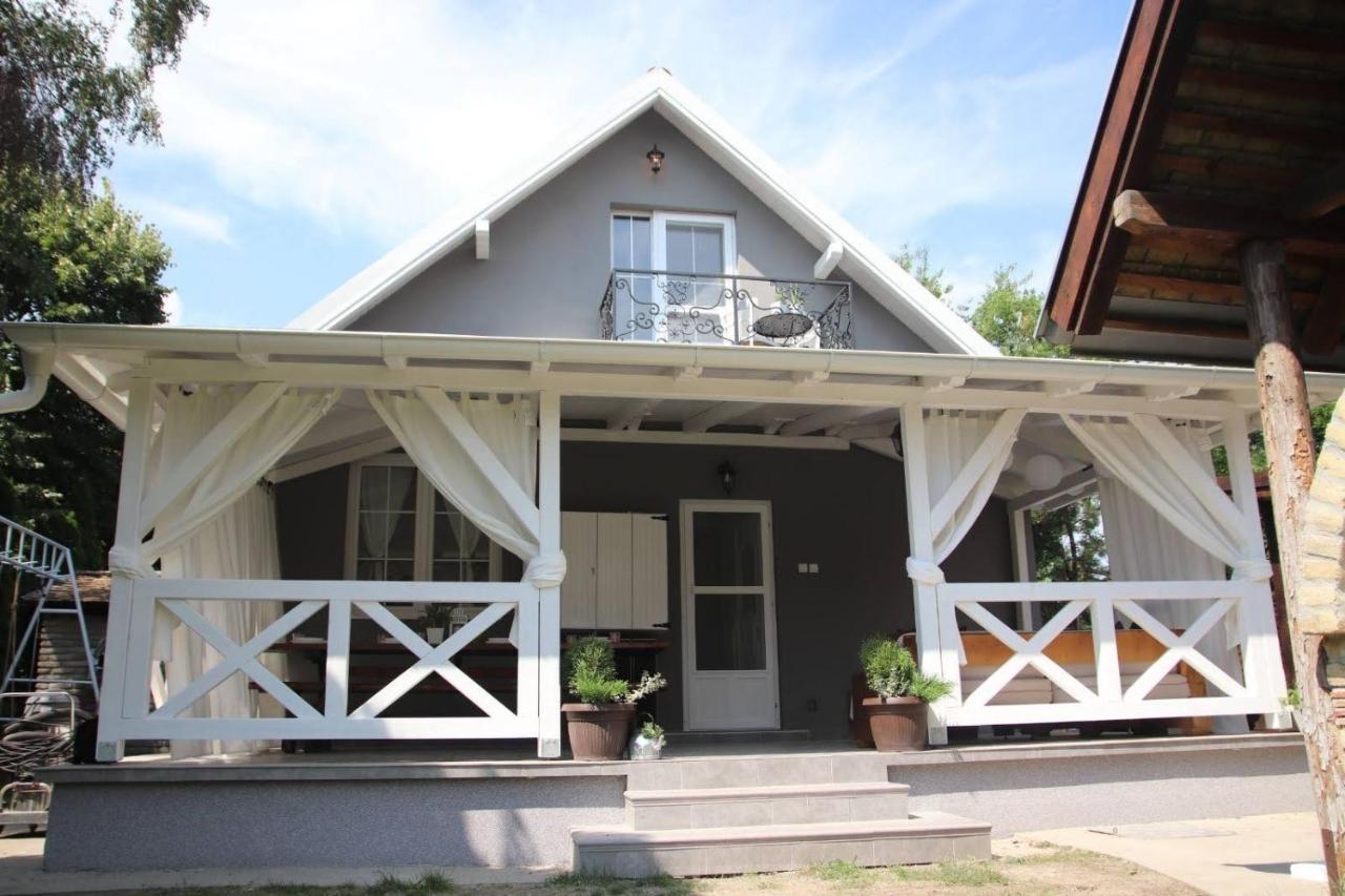 Palic Vila Masa Pr Emina Stipancevic エクステリア 写真